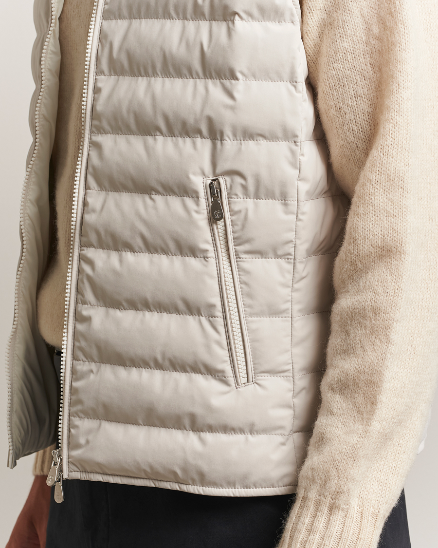 Mies | Takit | Brunello Cucinelli | Nylon Gilet Light Beige