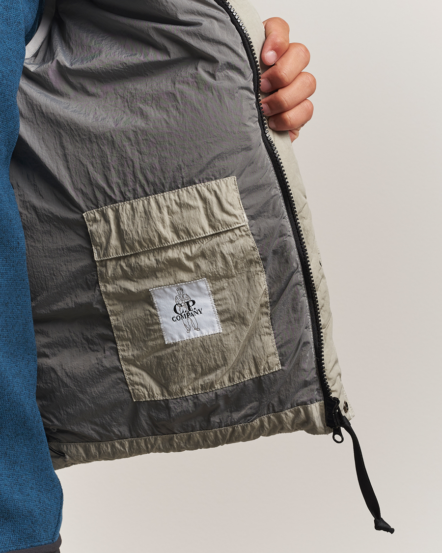 Mies | Ulkoliivit | C.P. Company | Eco Chrome Mixed Down Vest Light Grey