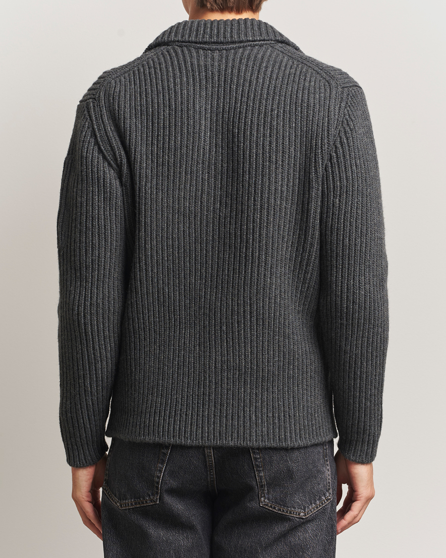 Mies | Puserot | C.P. Company | Heavy Lambswool Cardigan Dark Grey