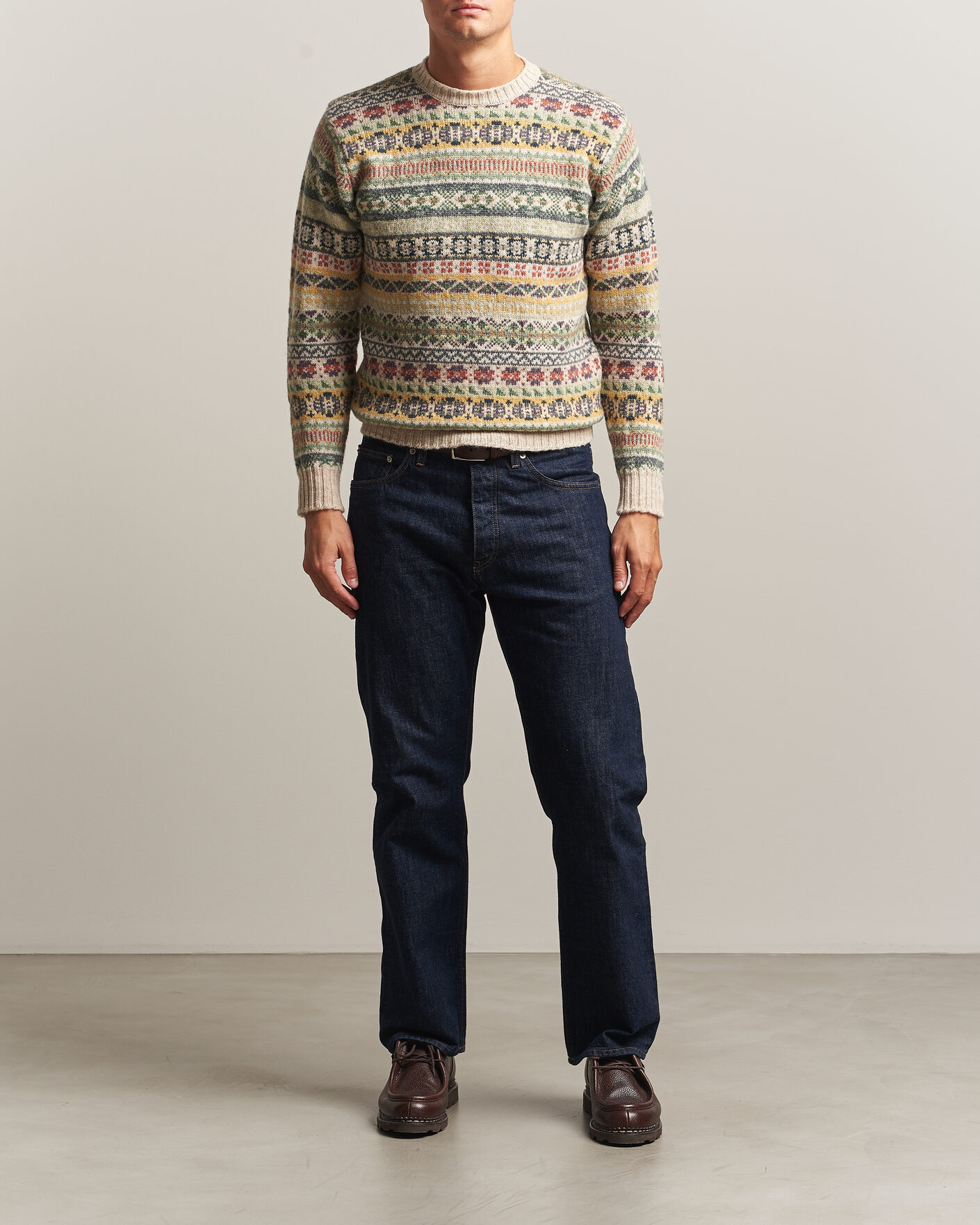 Mies | Puserot | Jamieson's of Shetland | Jamiesons Of Shetland All Over Fair Isle Pullover Crew Neck Beige