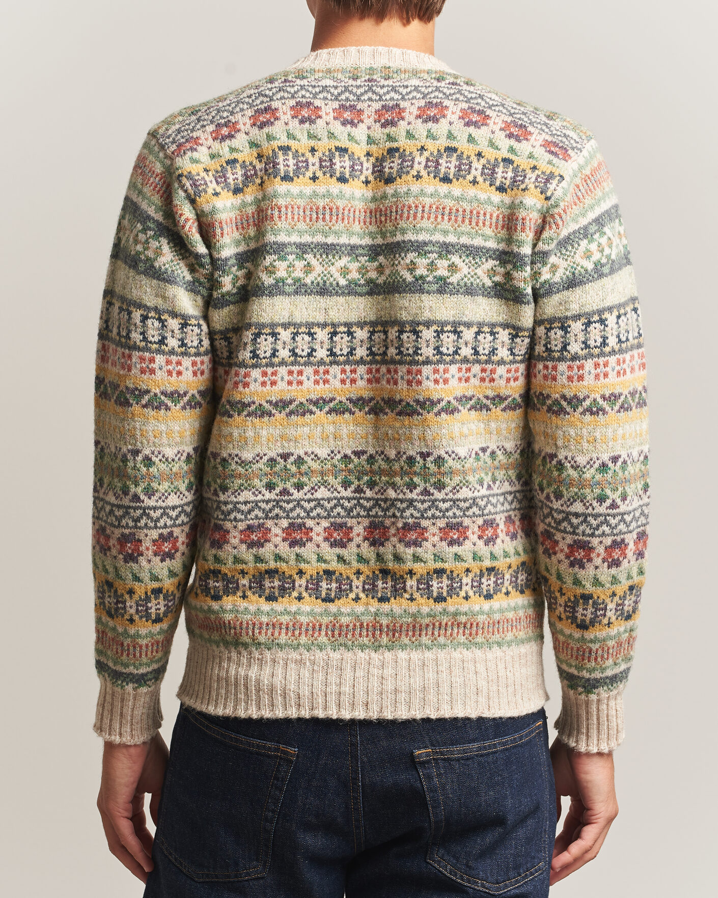 Mies | Puserot | Jamieson's of Shetland | Jamiesons Of Shetland All Over Fair Isle Pullover Crew Neck Beige
