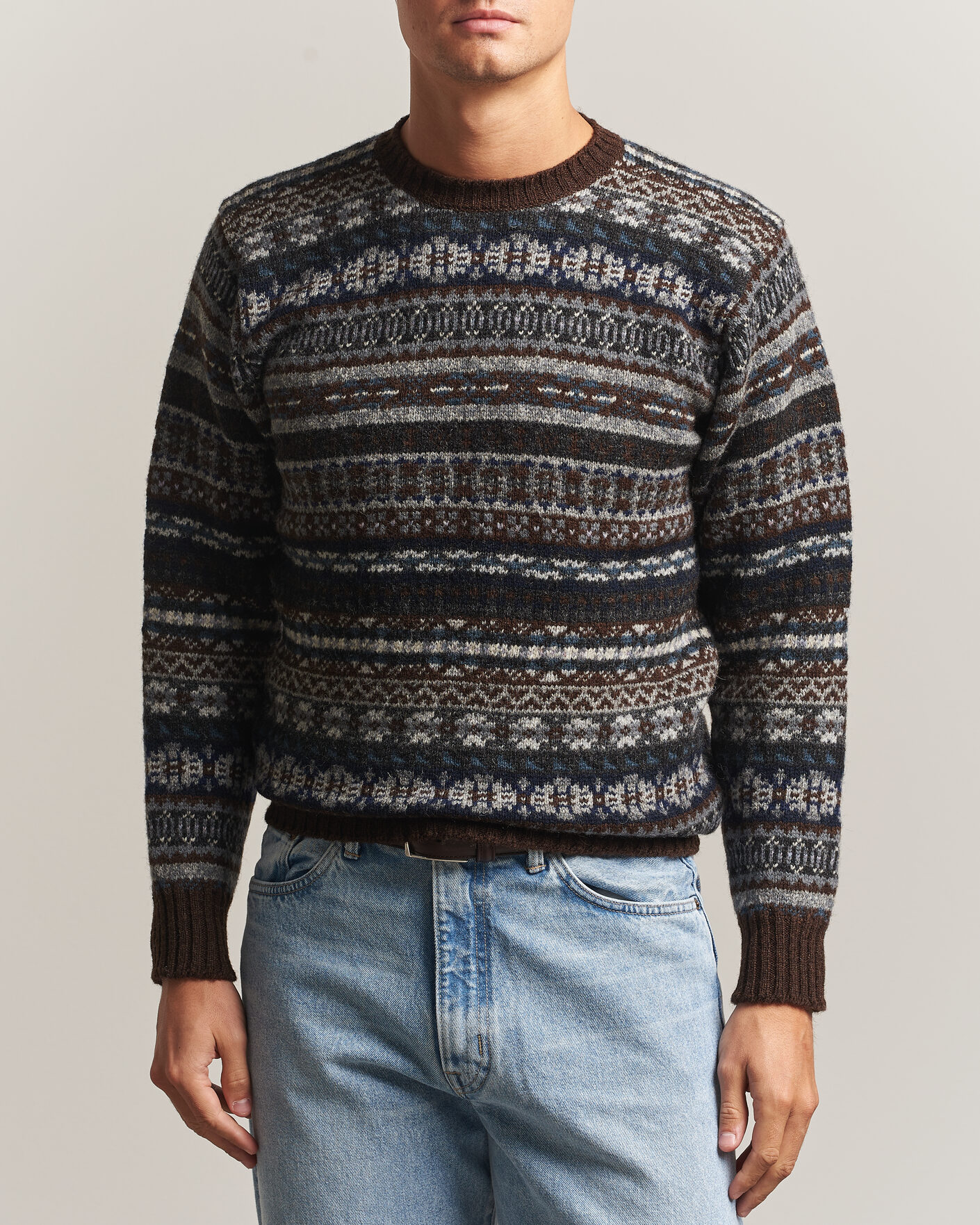 Mies | Puserot | Jamieson's of Shetland | Jamiesons Of Shetland All Over Fair Isle Pullover Crew Neck Brown