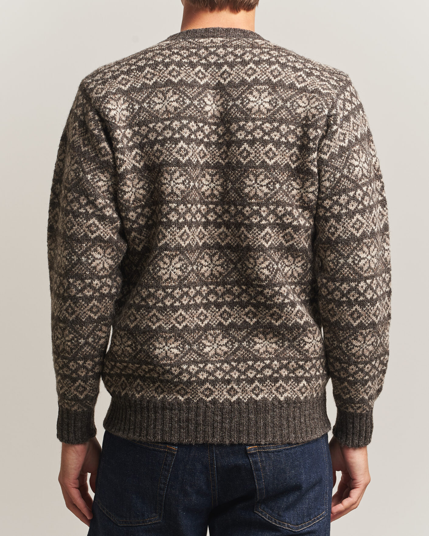 Mies | Puserot | Jamieson's of Shetland | Jamiesons Of Shetland All Over Fair Isle Pullover Crew Neck Grey
