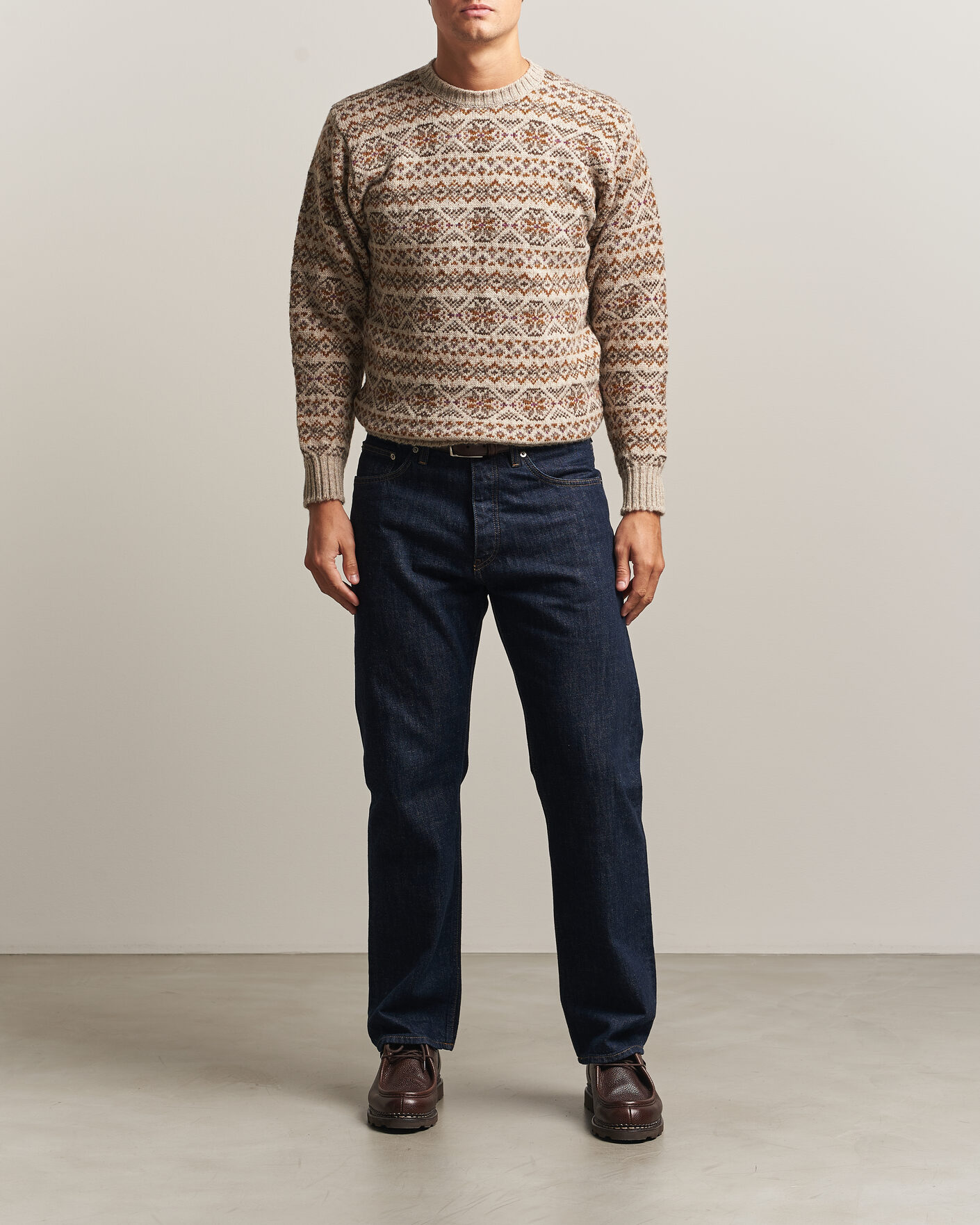 Mies | Puserot | Jamieson's of Shetland | Jamiesons Of Shetland All Over Fair Isle Pullover Crew Neck Natural