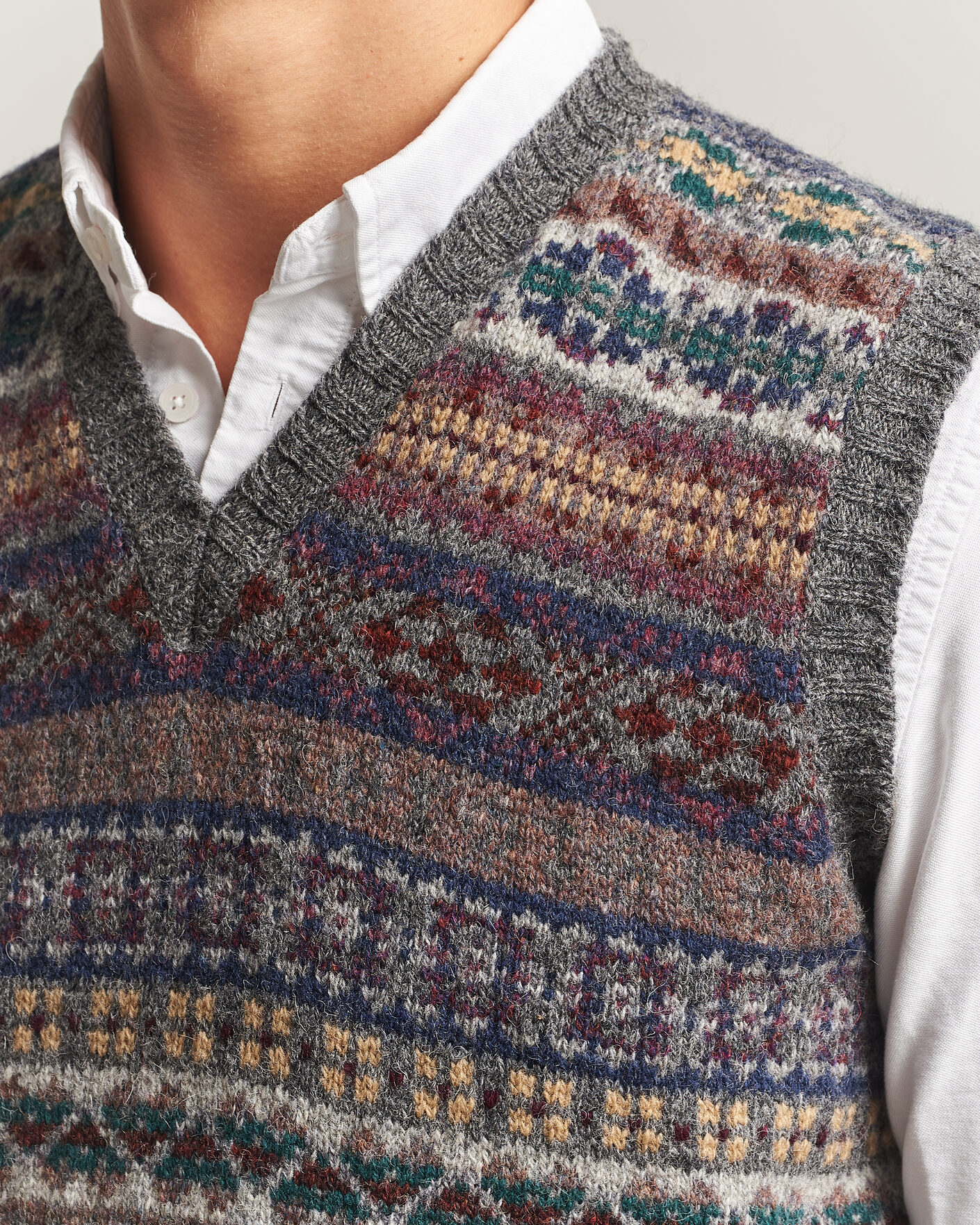 Mies | Puserot | Jamieson's of Shetland | Jamiesons Of Shetland All Over Fair Isle Slipover Multi