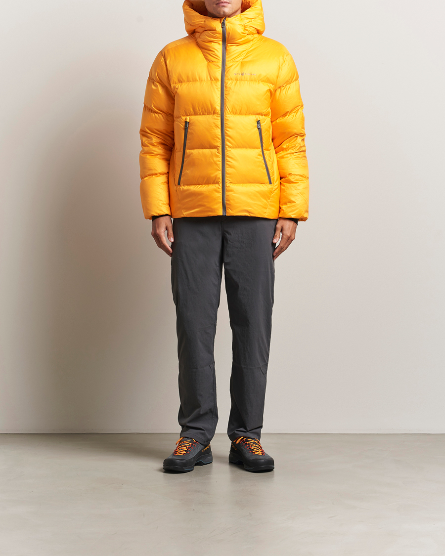 Mies | Takit | Sail Racing | Cloud Down Hooded Jacket Sunset Orange
