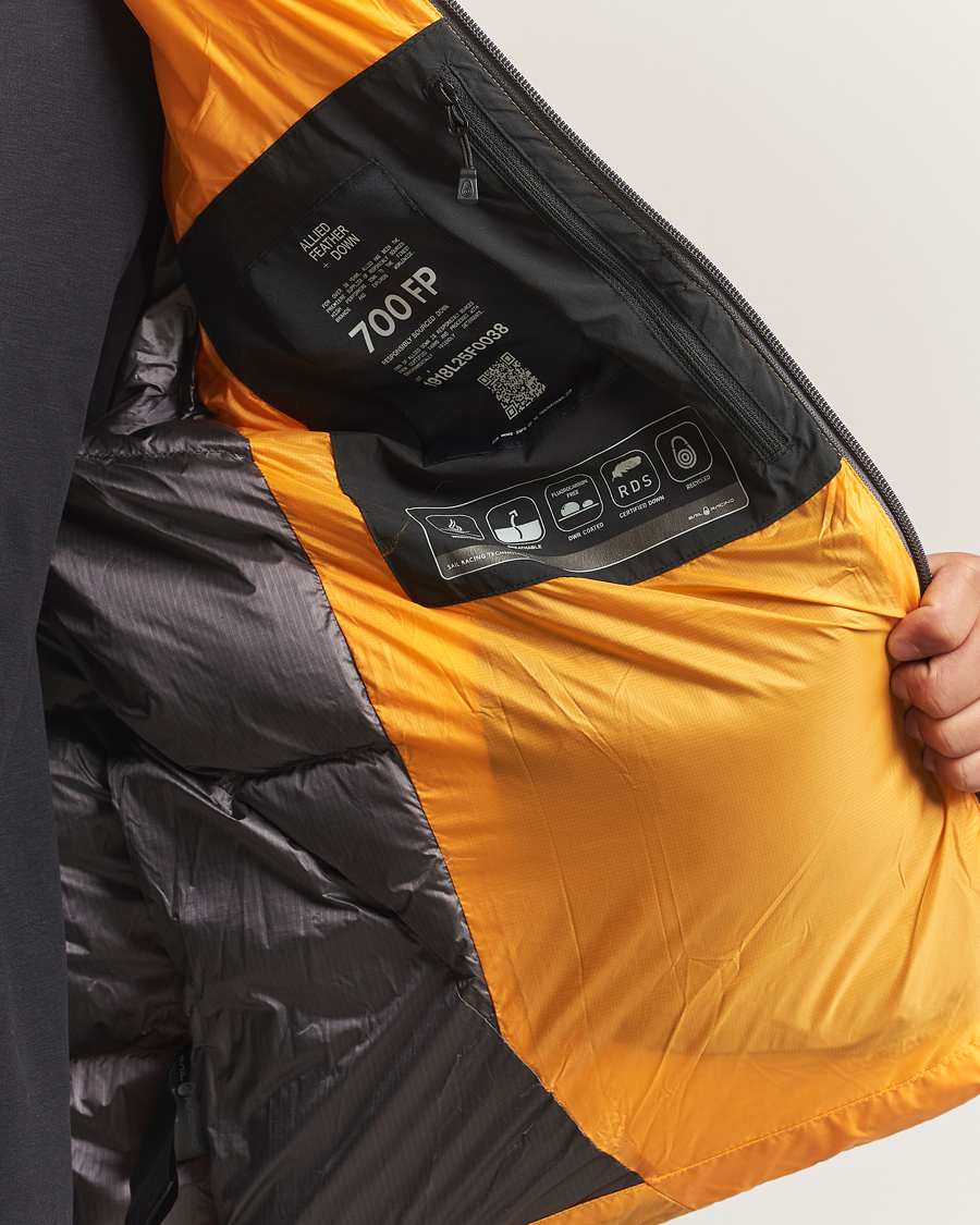 Mies | Takit | Sail Racing | Cloud Down Hooded Jacket Sunset Orange