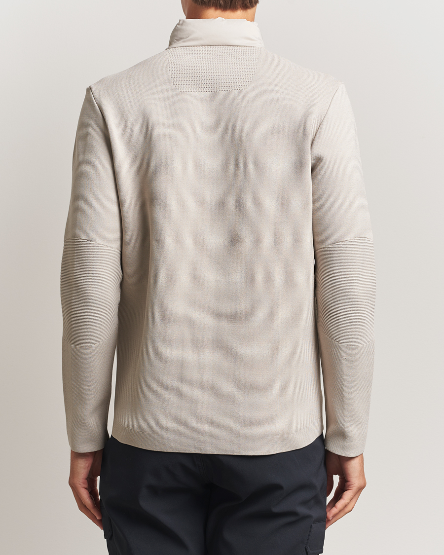 Mies | Takit | Sail Racing | Element Seamless Hybrid Jacket Sand