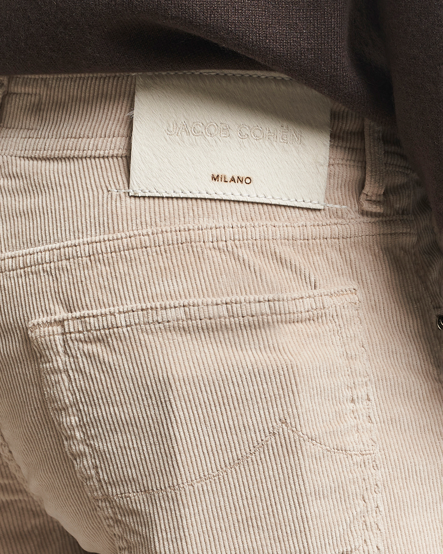 Mies | Housut | Jacob Cohën | Bard 5-Pocket Medium Corduroy Trousers Off White