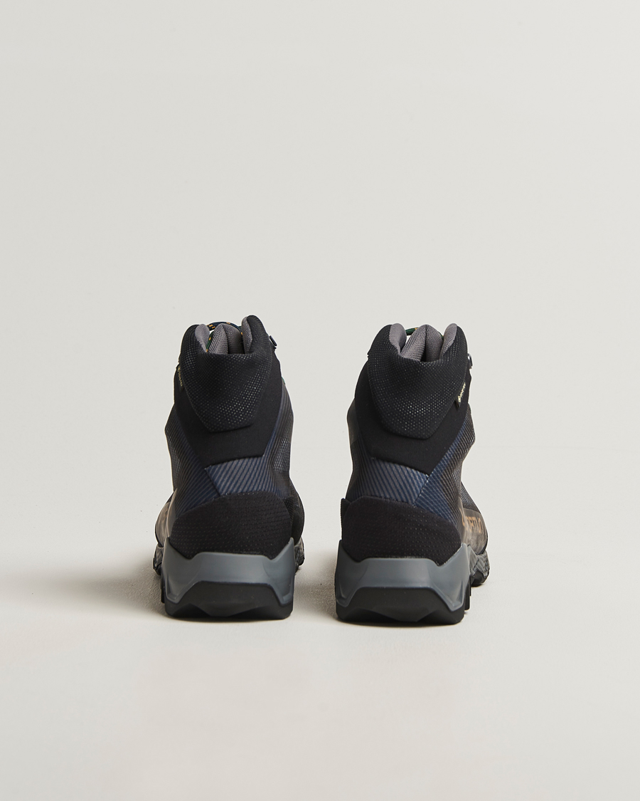 Mies | Nilkkurit | La Sportiva | Aequilibrium GTX Hiking Boots Carbon/Jungle