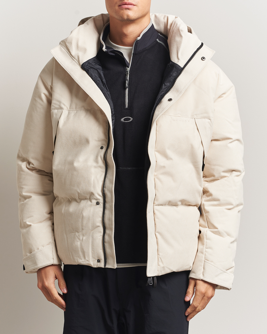 Mies | Takit | Oakley | urStreetpeak Corduroy Puffer Jacket Mist