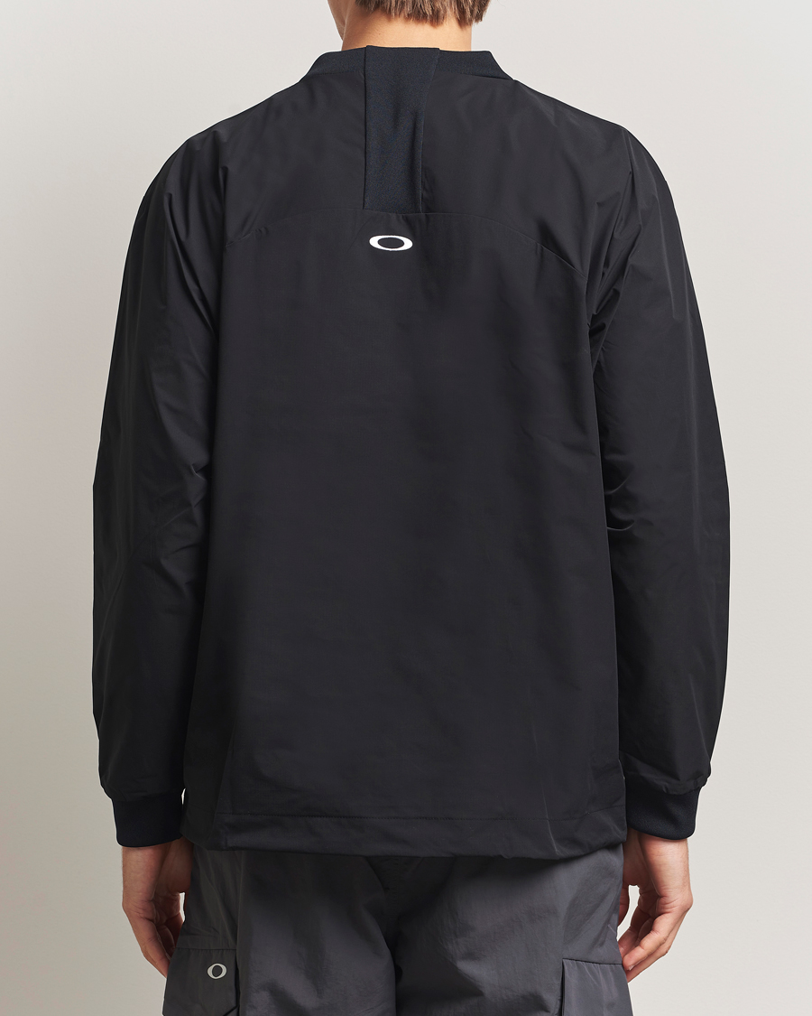 Mies | Puserot | Oakley | FGL Undulate Crew Jacket Blackout