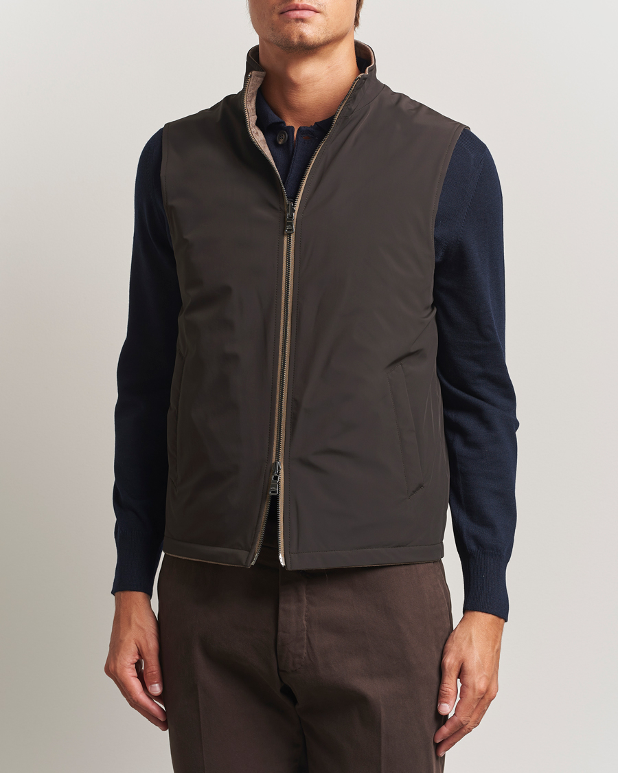 Mies | Takit | Oscar Jacobson | Nylon/Wool Reversible Vest Brown