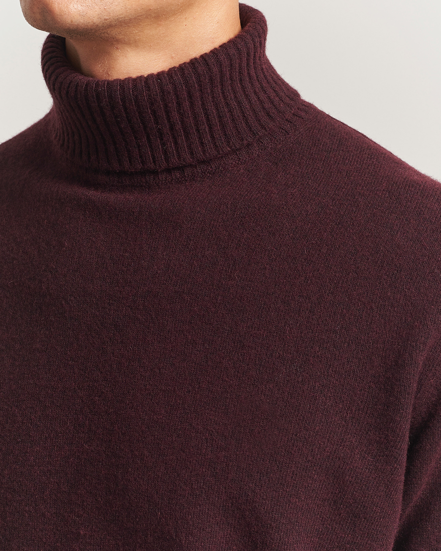 Mies | Puserot | Oscar Jacobson | Salim Wool/Cashmere Rollneck Burgundy