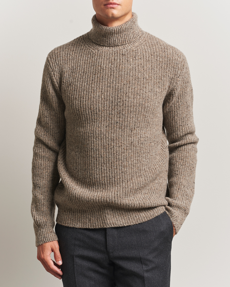 Mies | Puserot | Oscar Jacobson | Mika Heavy Merino Rollneck Beige
