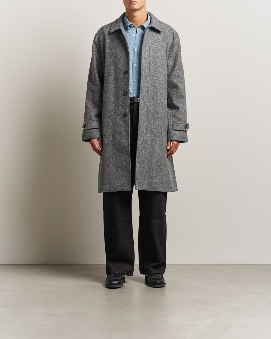 Mies | Takit | Palmes | Herringbone Wool Coat Charcoal