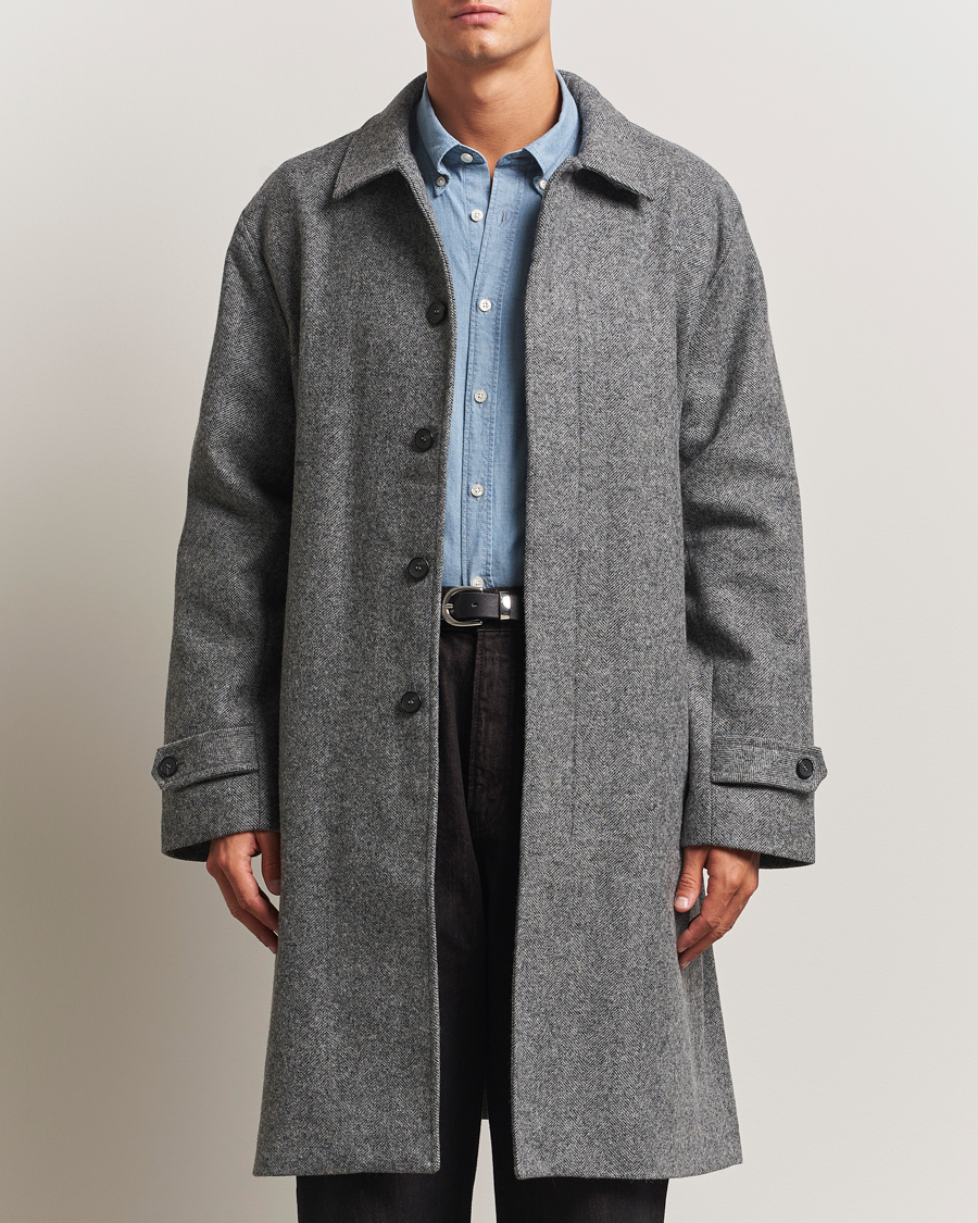 Mies | Takit | Palmes | Herringbone Wool Coat Charcoal
