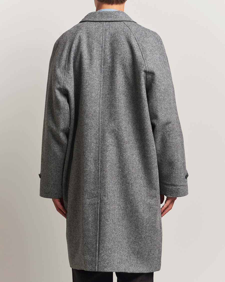 Mies | Takit | Palmes | Herringbone Wool Coat Charcoal