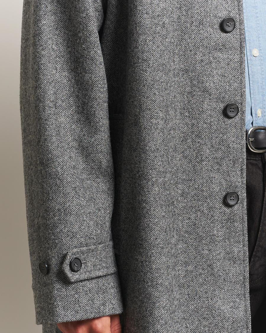 Mies | Takit | Palmes | Herringbone Wool Coat Charcoal