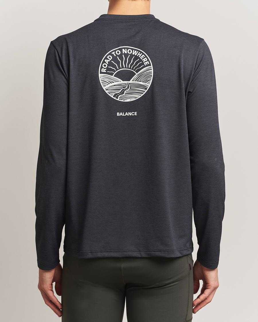 Mies | T-paidat | Pas Normal Studios | Balance Long Sleeve T-Shirt Black