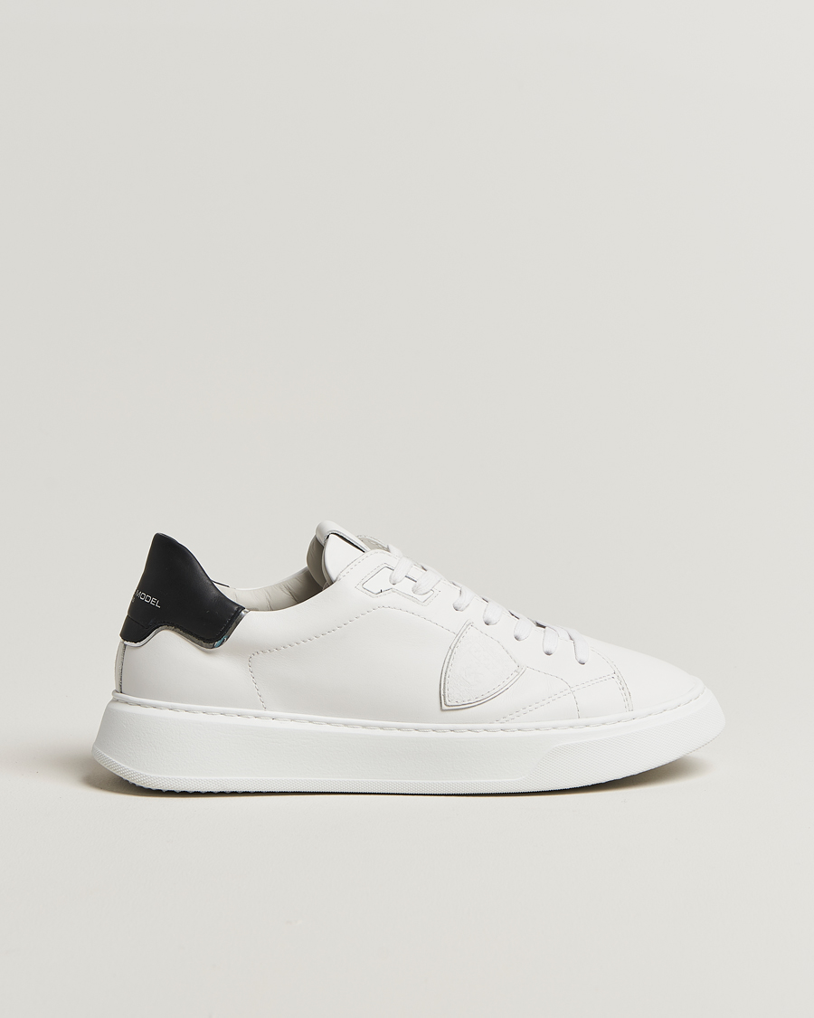 Mies | Philippe Model Temple Low Top Leather Sneakers White/Black | Philippe Model | Temple Low Top Leather Sneakers White/Black