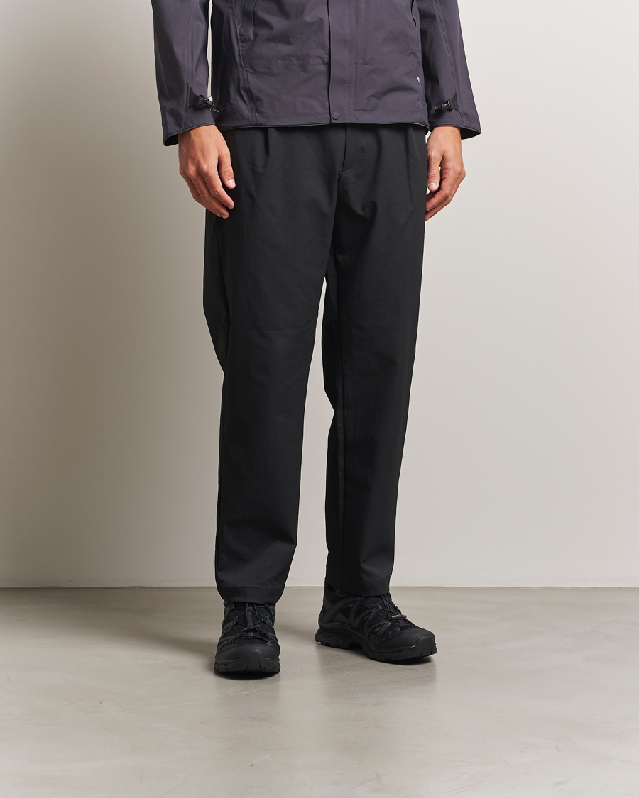 Mies | Maastojuoksukengät | Salomon | XT-Quest Sneakers Black