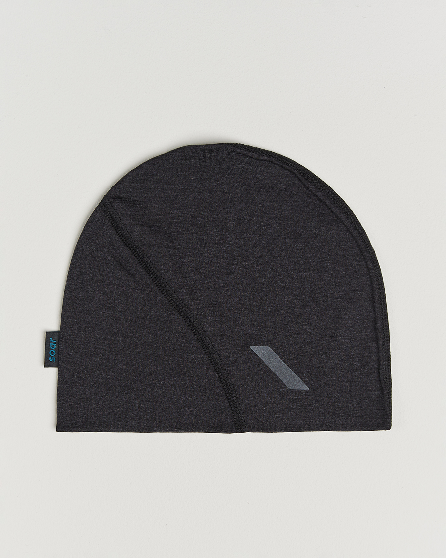 Mies | SOAR Running Silk Merino Beanie Dark Grey | SOAR Running | Silk Merino Beanie Dark Grey