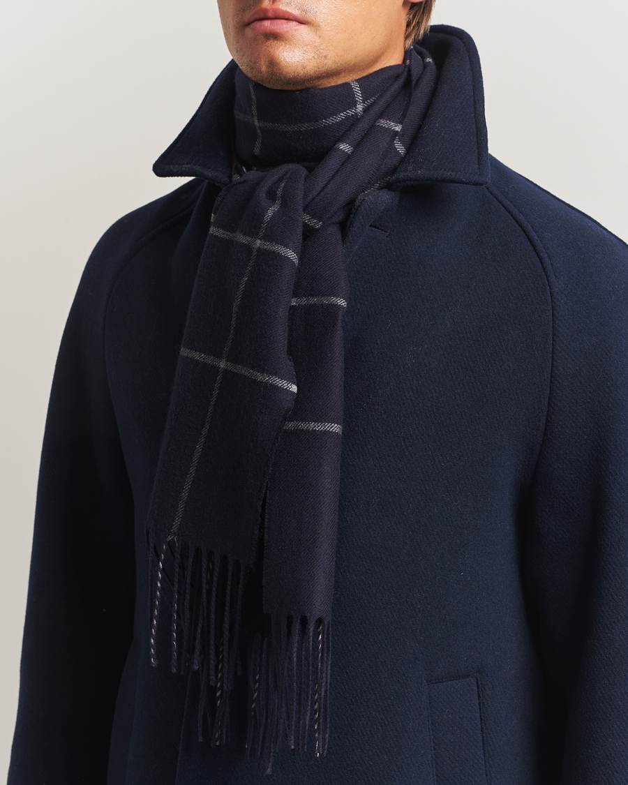 Mies | Piacenza Cashmere Cashmere/Silk Window Pane Scarf Navy | Piacenza Cashmere | Cashmere/Silk Window Pane Scarf Navy