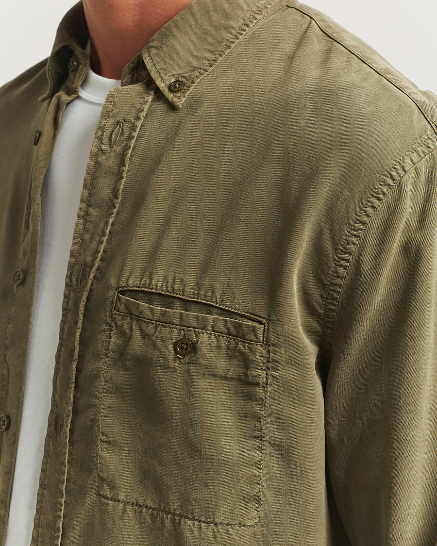 Mies | Kauluspaidat | Filippa K | Zachary Lyocell Shirt Dark Olive