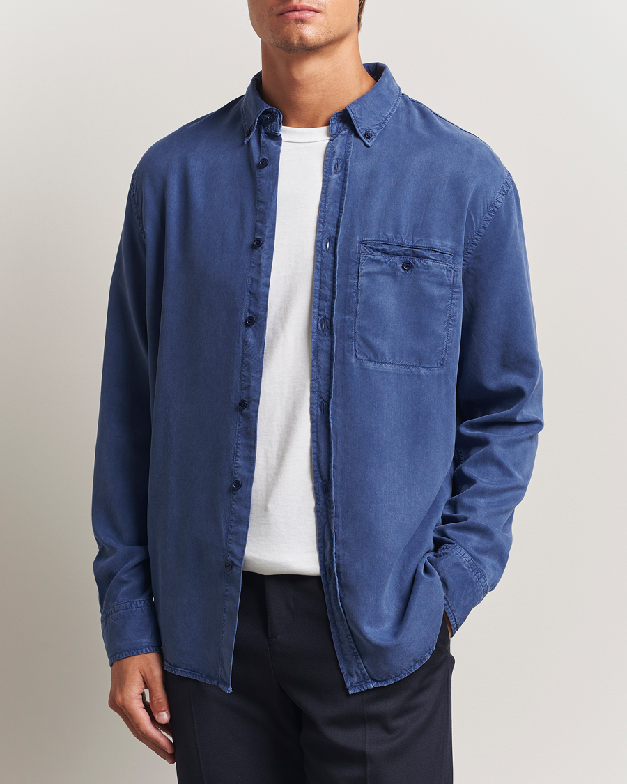 Mies | Kauluspaidat | Filippa K | Zachary Lyocell Shirt Royal Navy