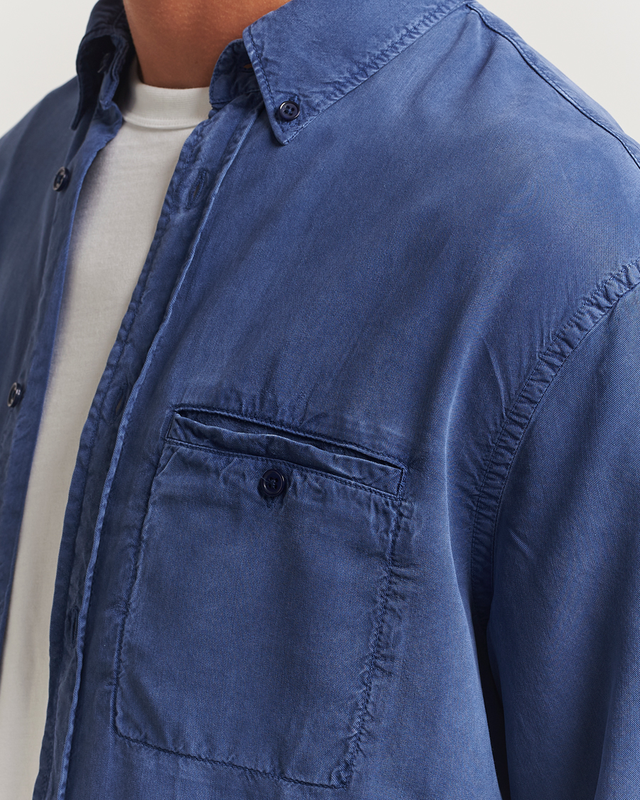 Mies | Kauluspaidat | Filippa K | Zachary Lyocell Shirt Royal Navy