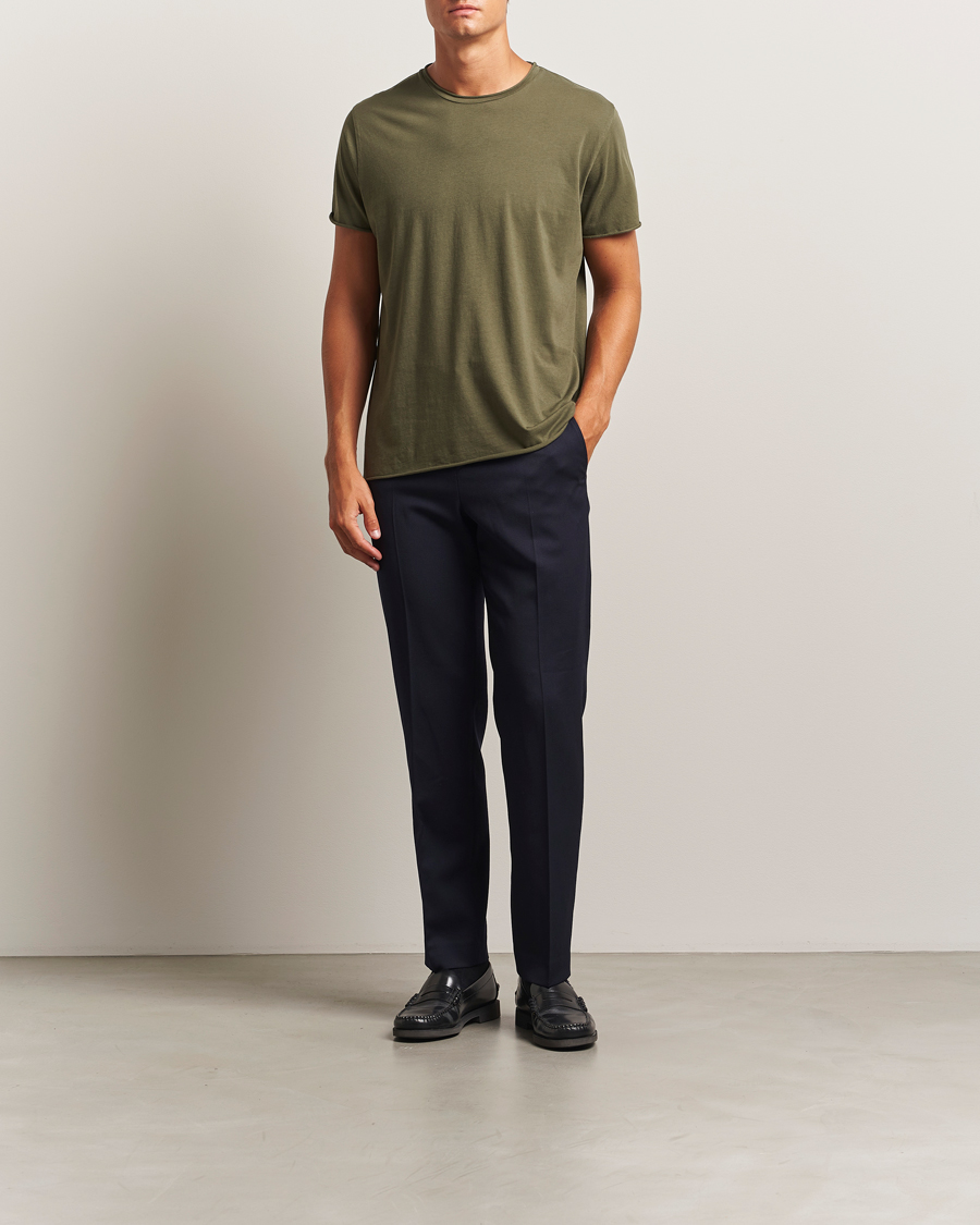 Mies | T-paidat | Filippa K | Roll Neck Crew Neck T-Shirt Dark Olive