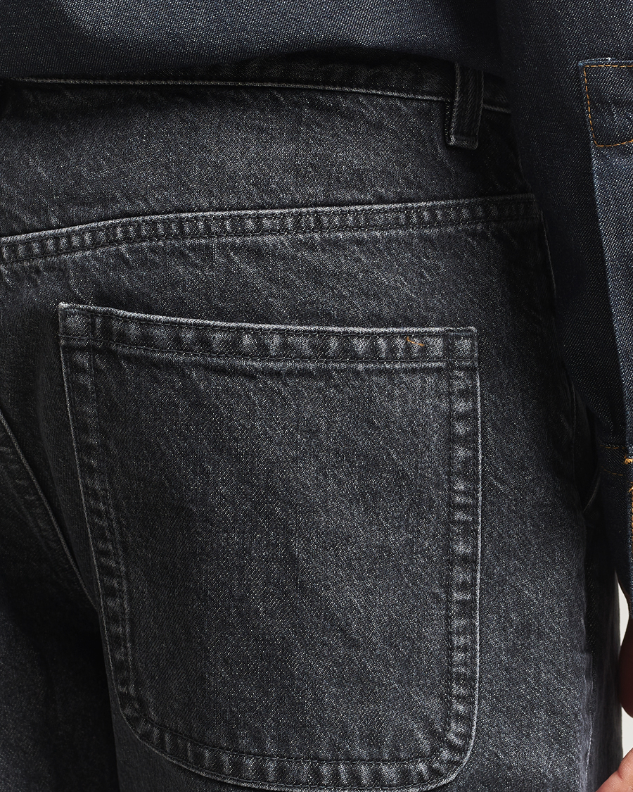 Mies | Kauluspaidat | Filippa K | Loose Fit Workwear Jeans Washed Black