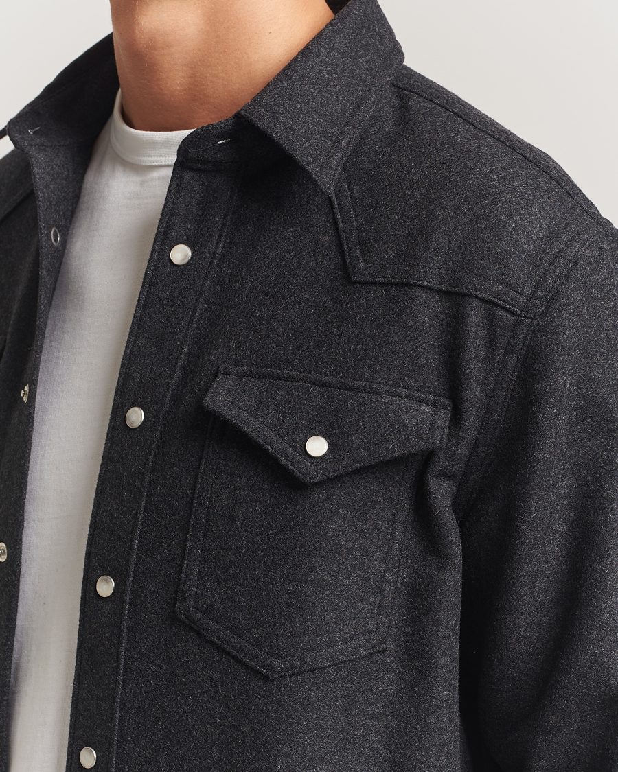 Mies | Kauluspaidat | Filippa K | Western Wool Shirt Anthracite Melange