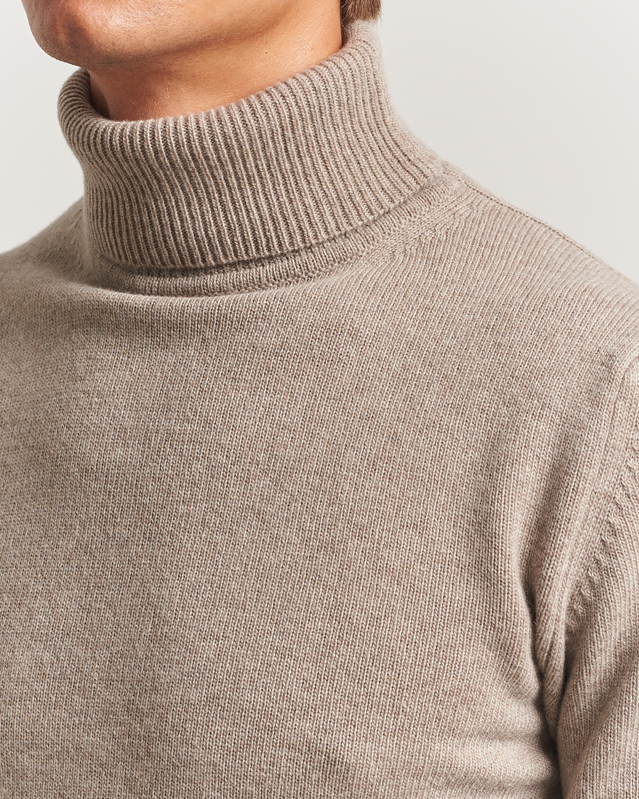 Mies | Puserot | Stenströms | Brushed Merino Rollneck Light Brown