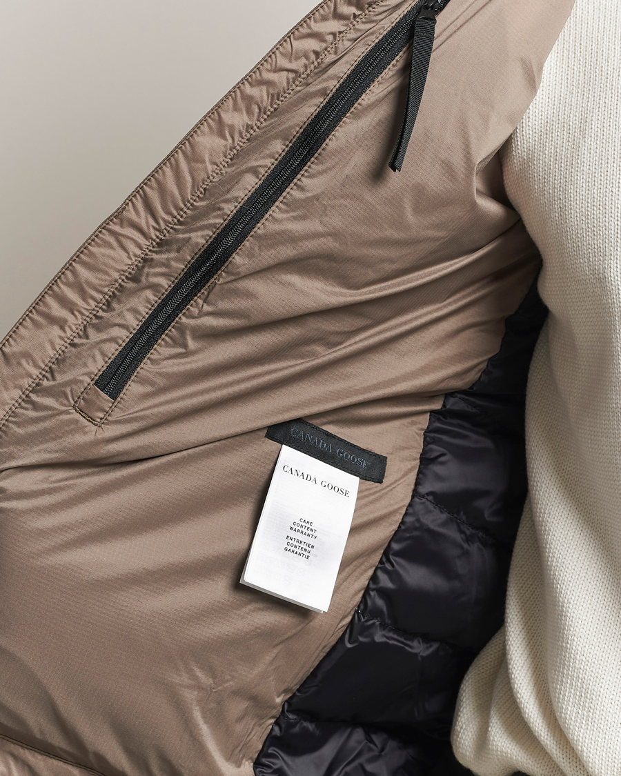 Mies | Takit | Canada Goose Black Label | Lodge Hoody Taupe