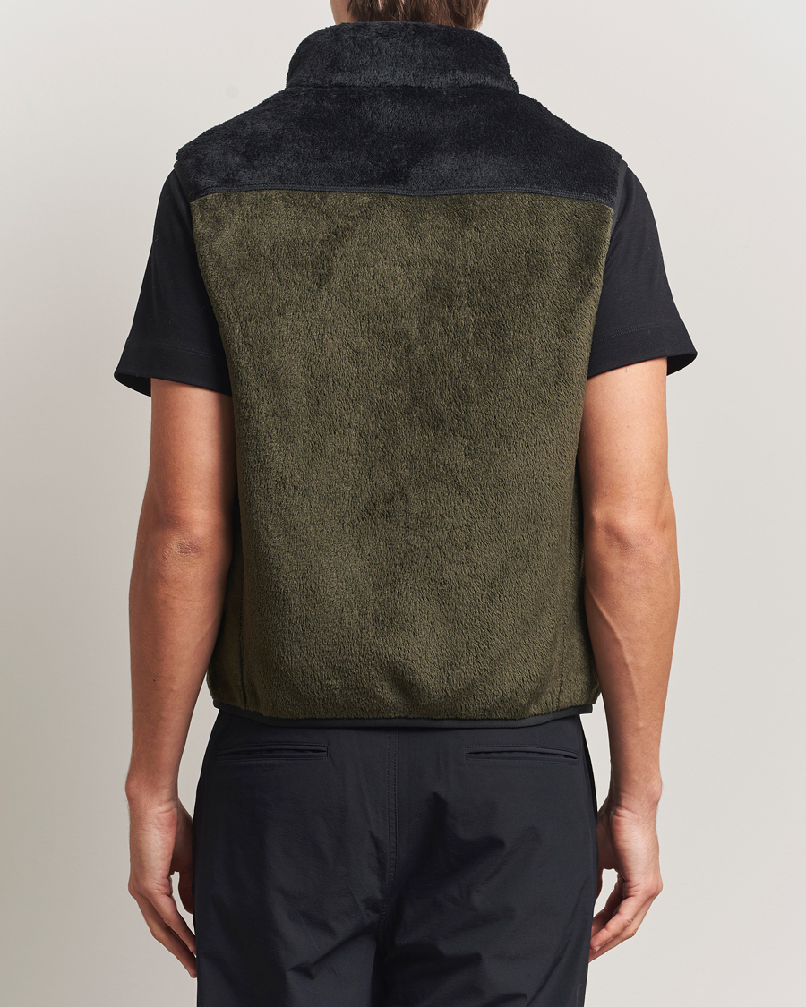 Mies | Takit | Moncler Grenoble | Insulated Fleece Vest Forest Green