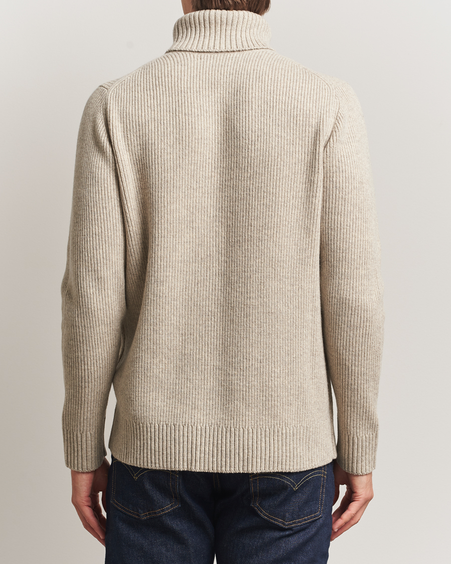 Mies | Puserot | Charles Tyrwhitt | Chunky Merino Roll Neck Oatmeal