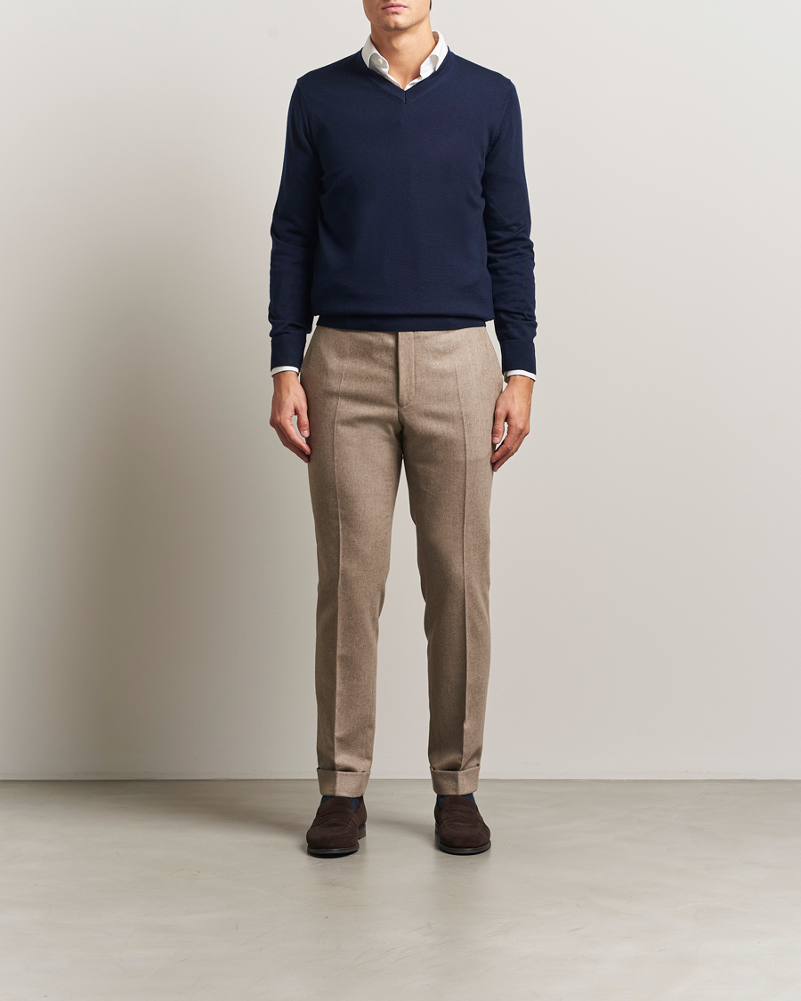 Mies | Puserot | Charles Tyrwhitt | Pure Merino V-Neck Jumper Navy