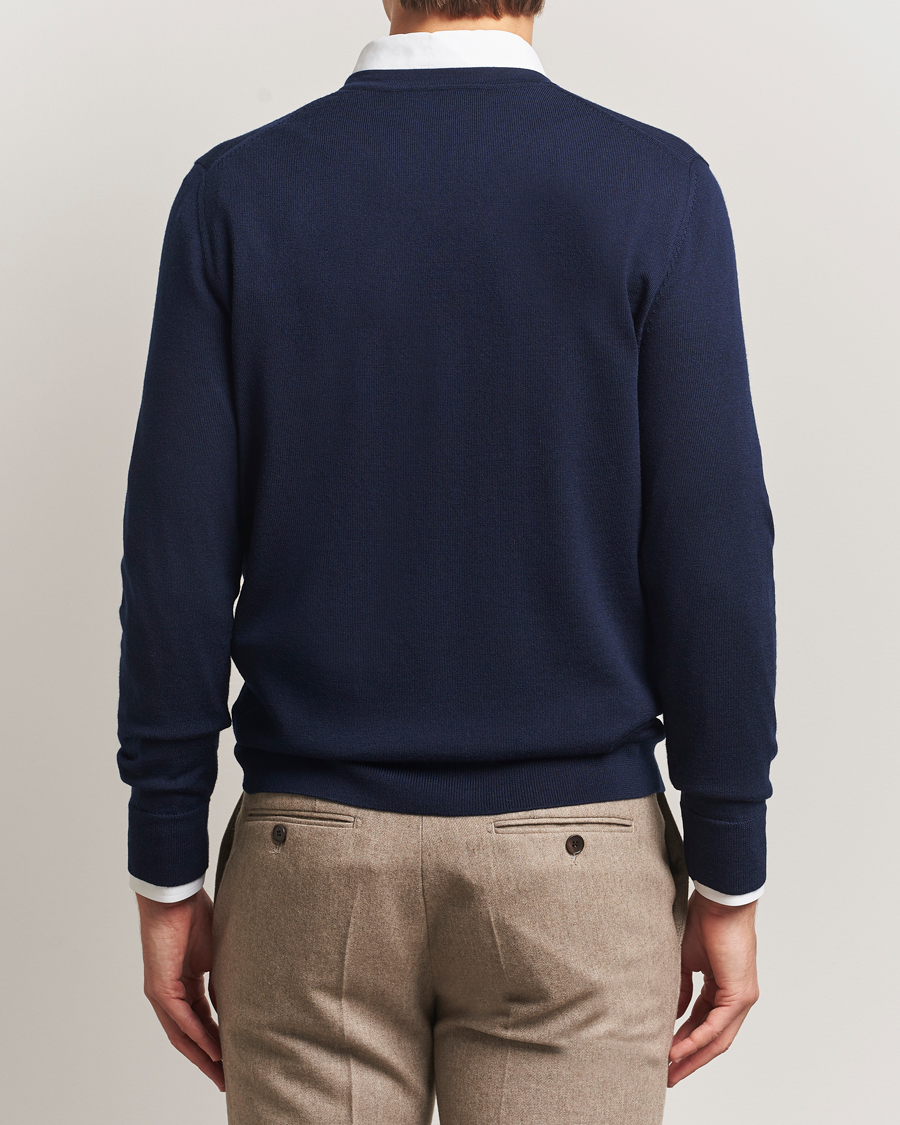 Mies | Puserot | Charles Tyrwhitt | Pure Merino V-Neck Jumper Navy