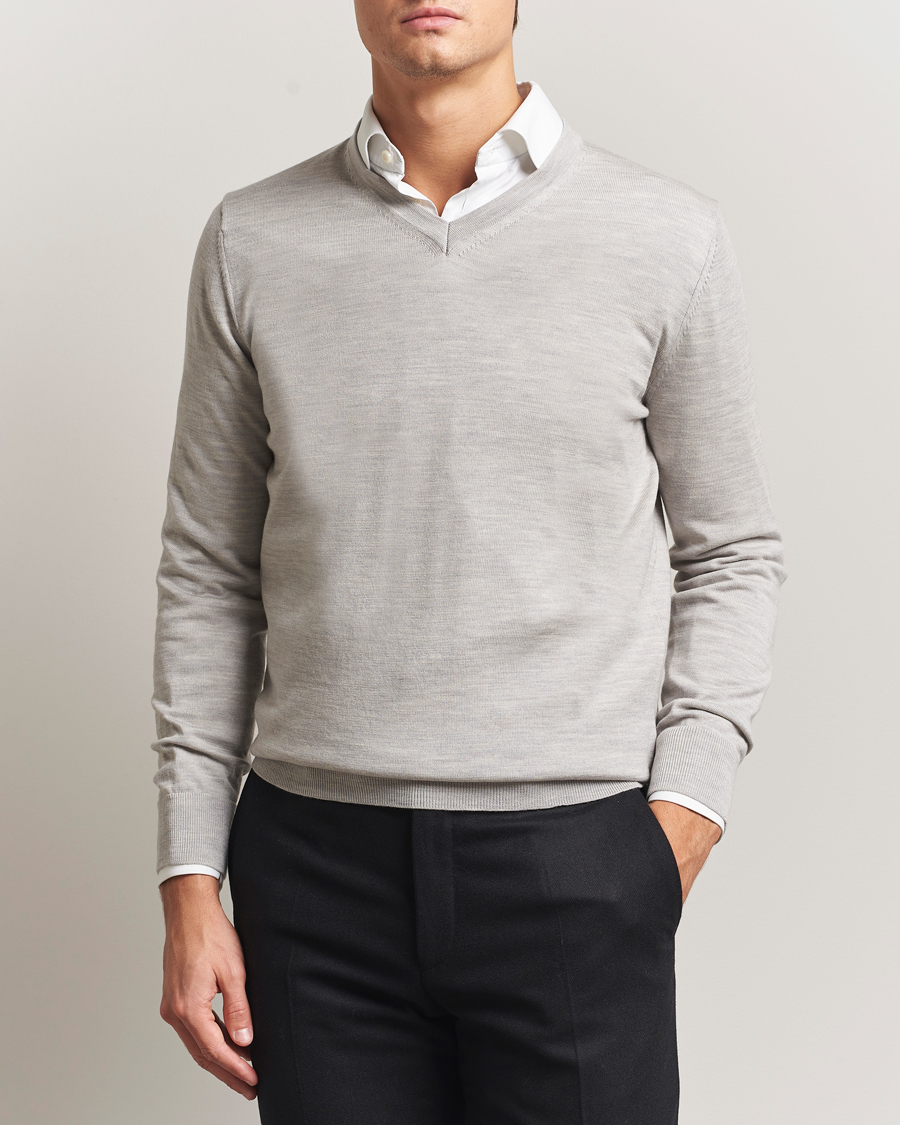 Mies | Puserot | Charles Tyrwhitt | Pure Merino V-Neck Jumper Silver Grey