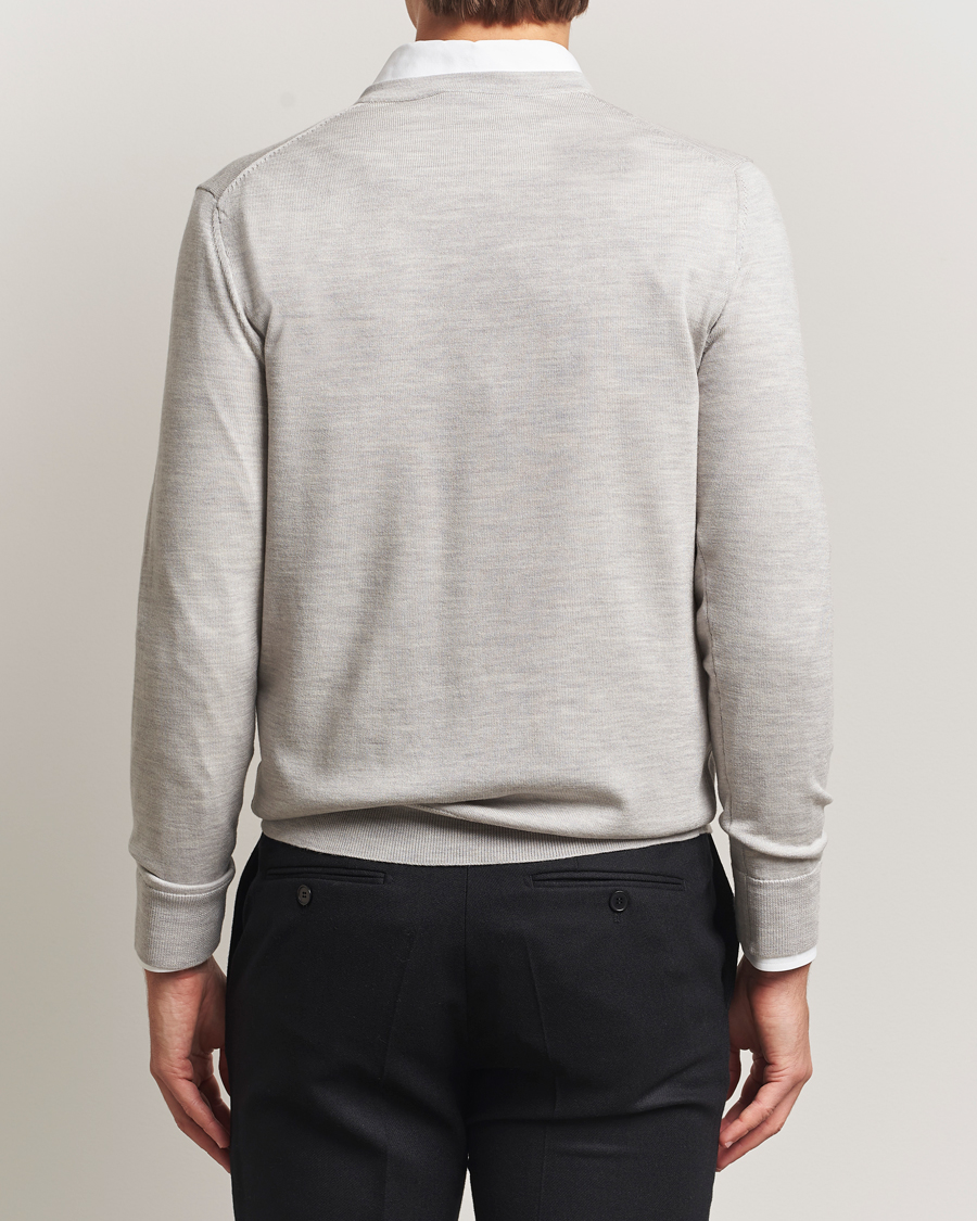 Mies | Puserot | Charles Tyrwhitt | Pure Merino V-Neck Jumper Silver Grey