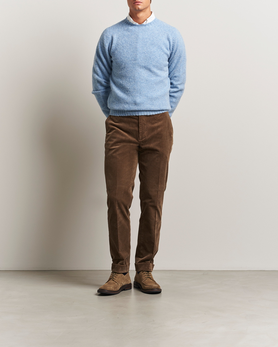 Mies | Puserot | Drake's | Brushed Shetland Crew Light Blue
