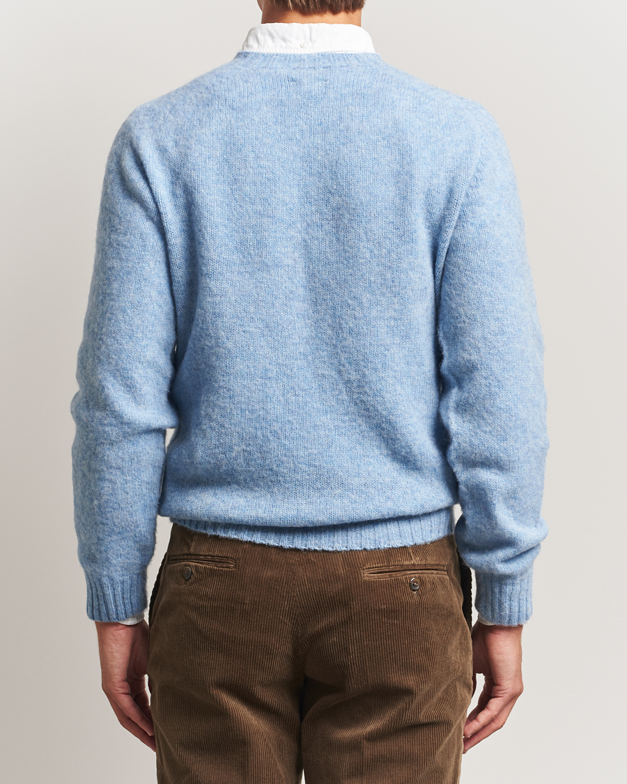 Mies | Puserot | Drake's | Brushed Shetland Crew Light Blue