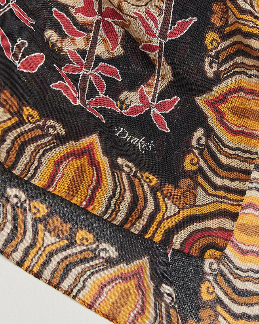 Mies | Drake's Tiger Bandana Black | Drake's | Tiger Bandana Black