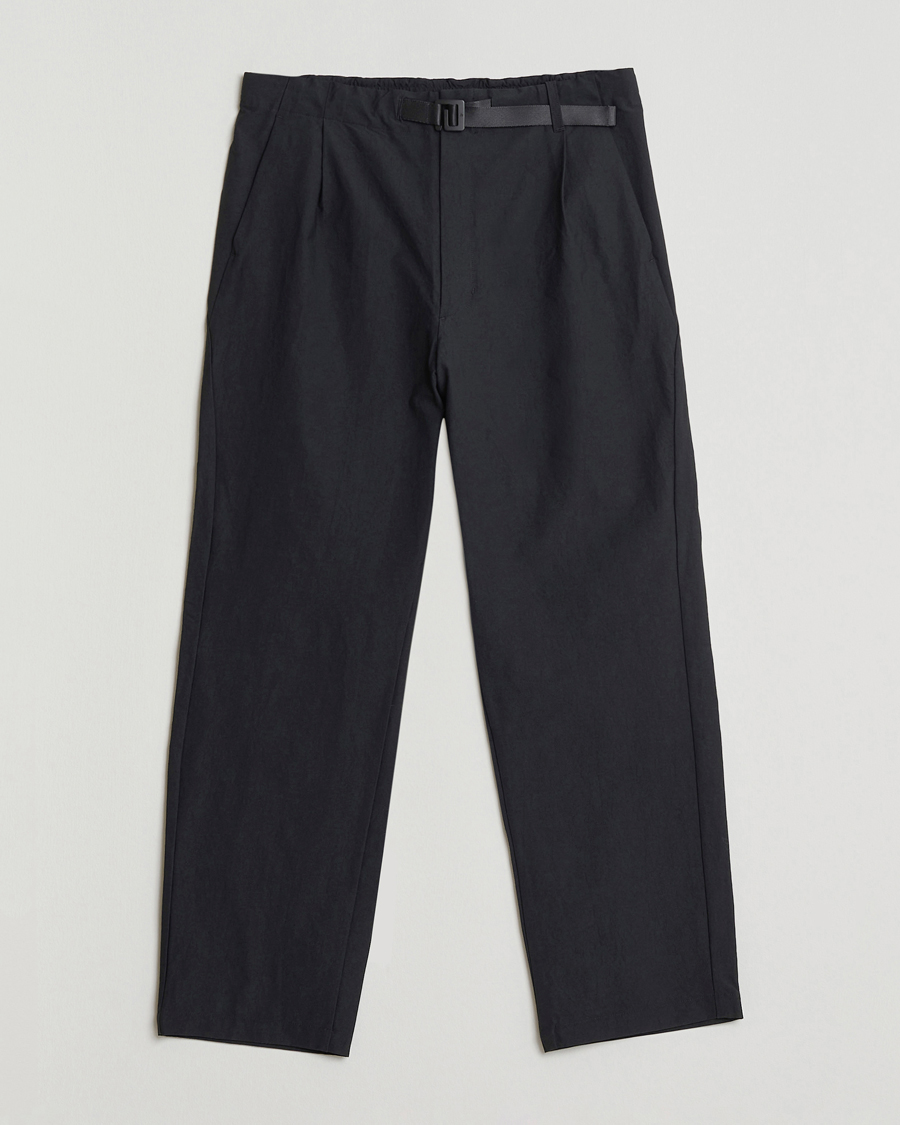 Mies | Housut | Goldwin | One Tuck Tapered Pants Black