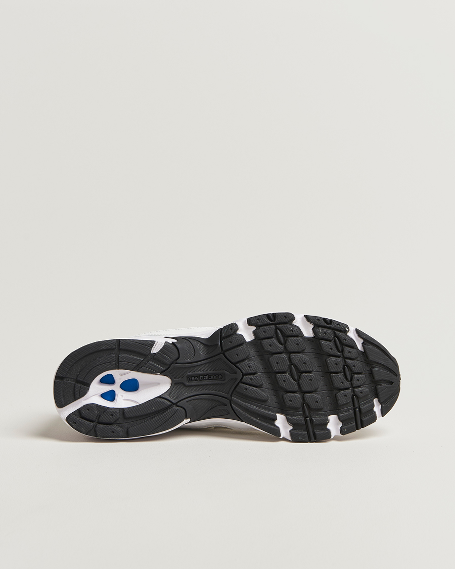 Mies | Tennarit | New Balance | 740 Sneakers White