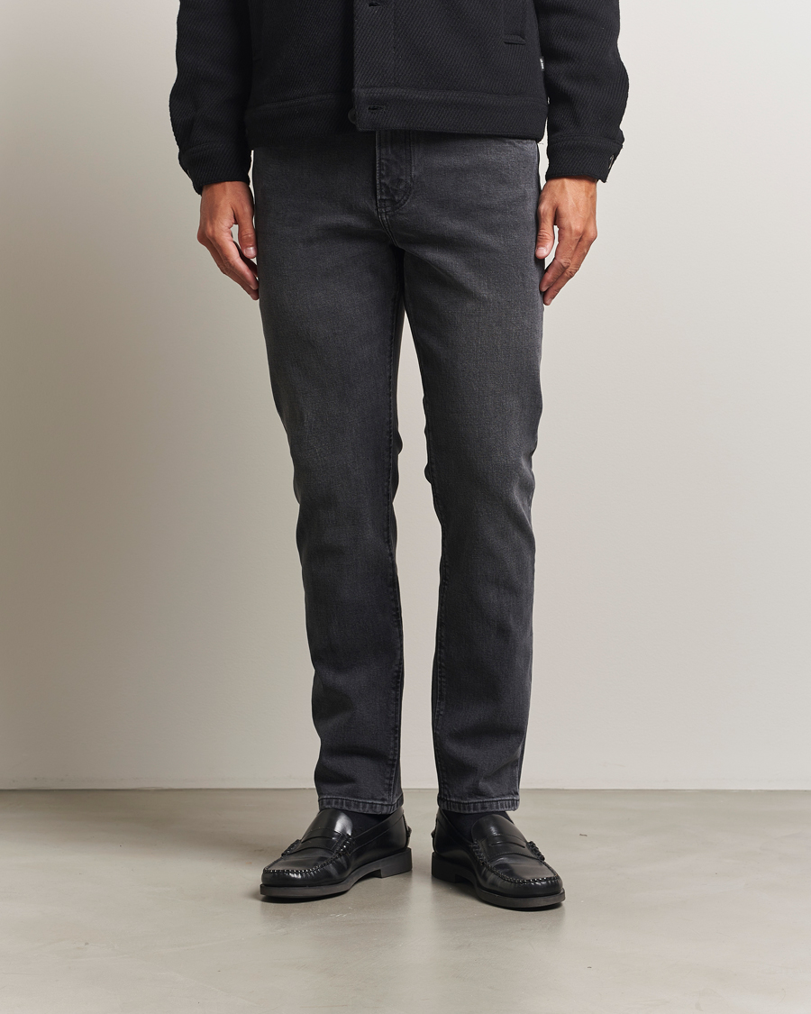 Mies | Housut | Jeanerica | TM005 Tapered Jeans Black Overdye