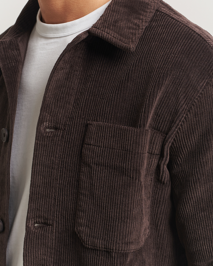 Mies | Kauluspaidat | KnowledgeCotton Apparel | Cotton Corduroy Overshirt Chocolate
