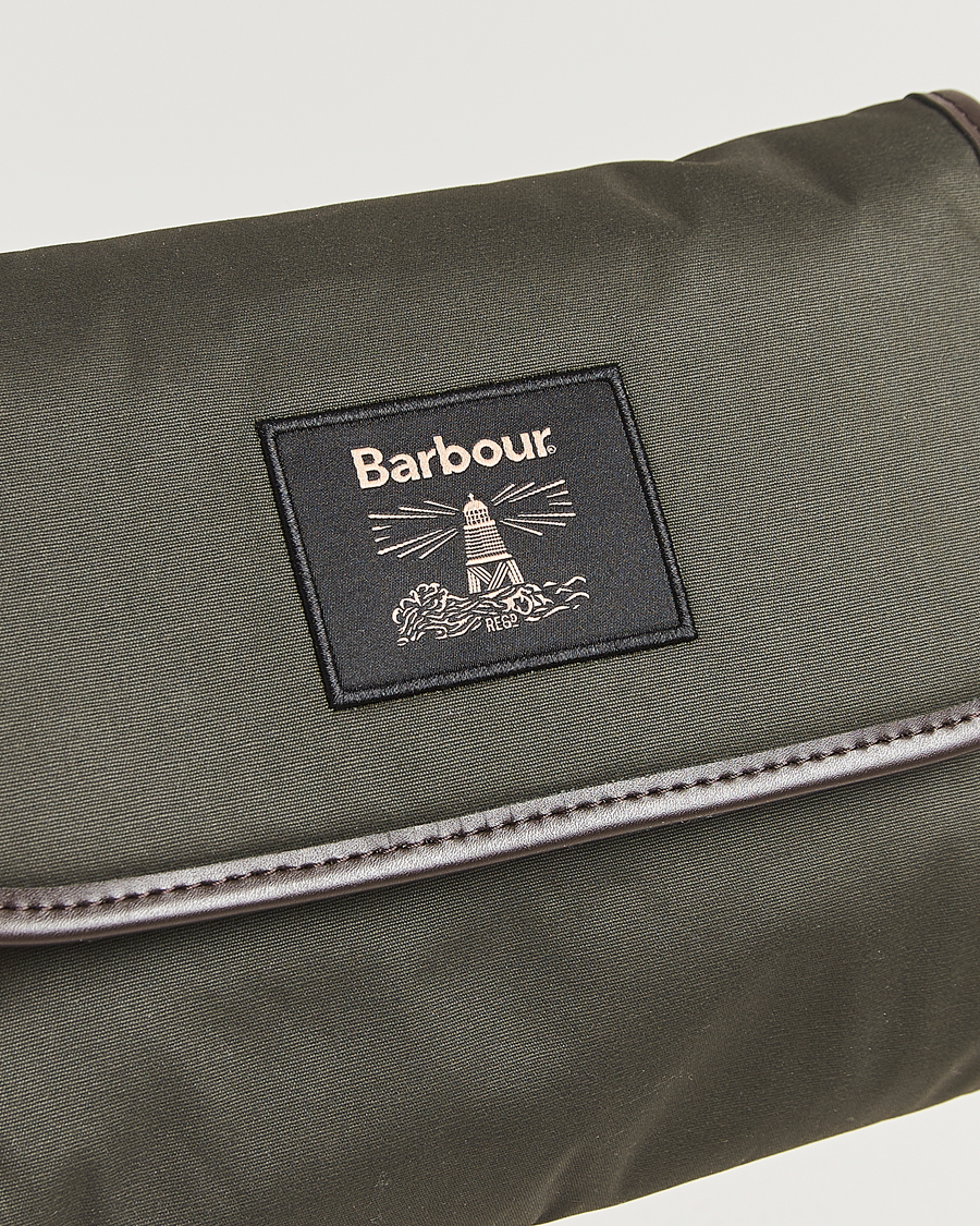 Mies | Barbour Lifestyle Wax Hanging Washbag Olive | Barbour Lifestyle | Wax Hanging Washbag Olive